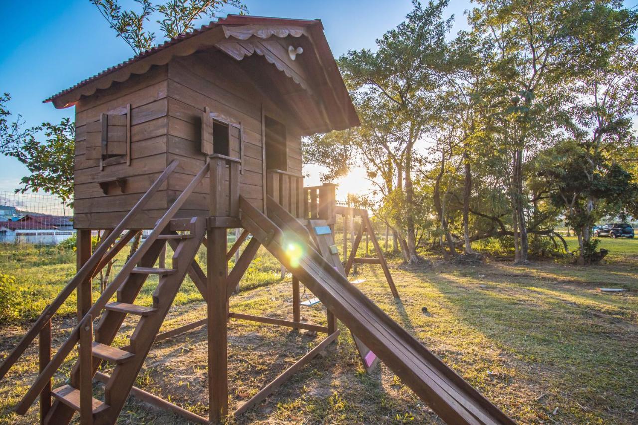 Villa Park Chales - A Sua Fazendinha Ao Lado Do Beto Carrero Penha  Bagian luar foto
